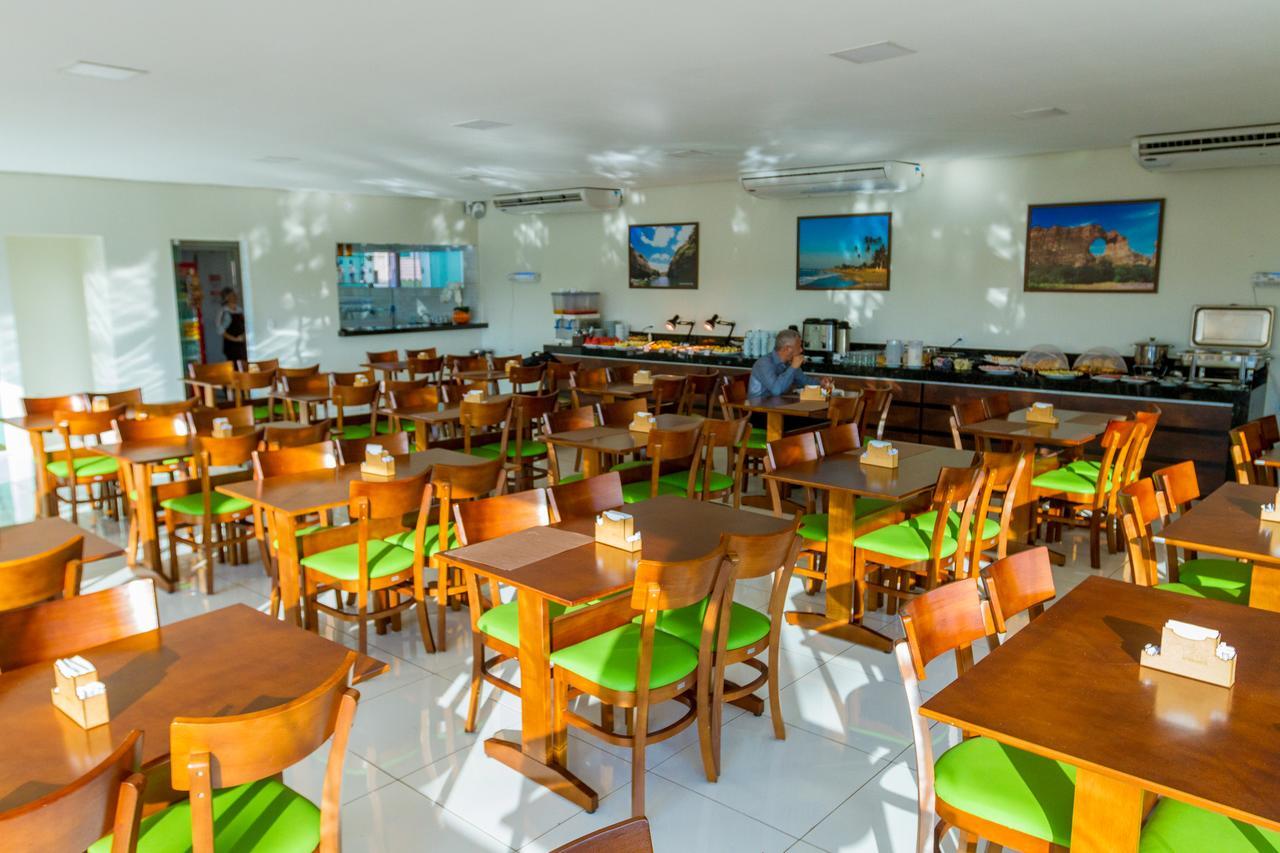 Velit Hotel Терезина Екстериор снимка